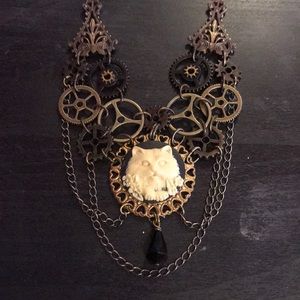 Gears with cat necklace!
